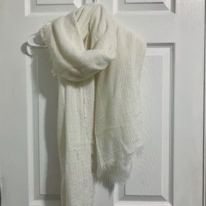 White large scarf